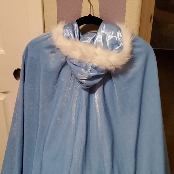 Beautiful Princess 👸 Dress 👗 - Picture 3 of 8